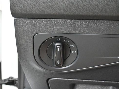 Used 2022 Volkswagen Tiguan S image 27