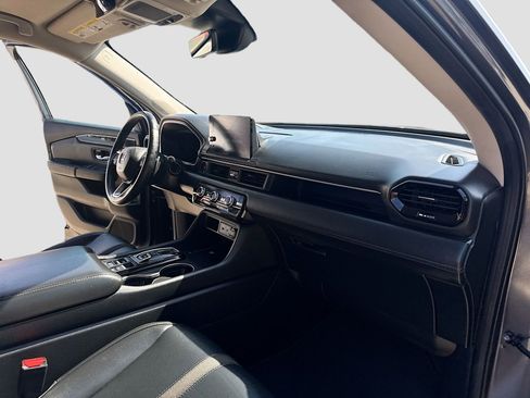 Used 2025 Honda Pilot EX-L image 29