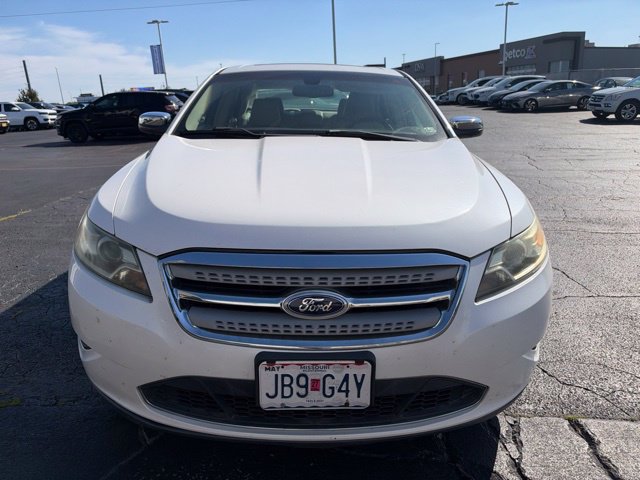 Used 2011 Ford Taurus Limited w/ 301A Rapid Spec Order Code FWD image 3