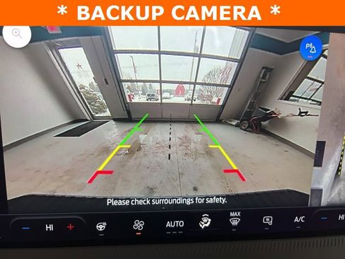 New 2025 Ford Maverick Lariat w/ Black Appearance Package image 19