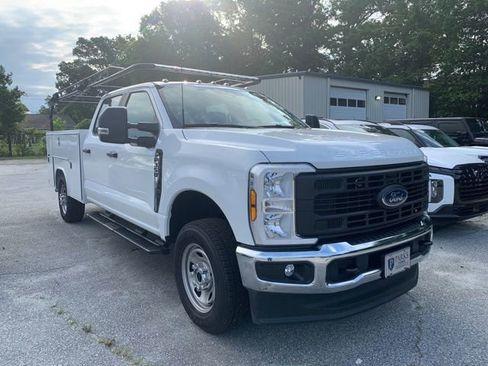 Used 2026 Ford F350 XL w/ XL Chrome Package AWD/4WD image 2