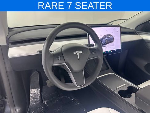 Used 2025 Tesla Model Y Long Range AWD/4WD image 19