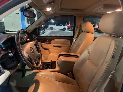 Used 2013 GMC Yukon Denali image 10