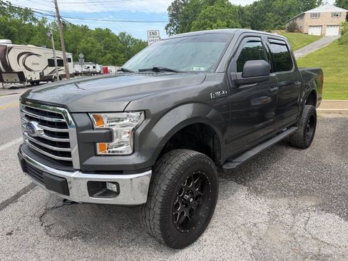 Used 2017 Ford F150 XLT AWD/4WD image 3