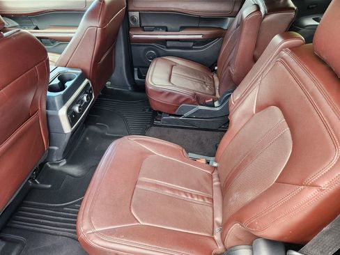 Used 2022 Ford Expedition Limited AWD/4WD image 16