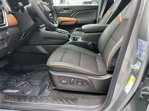 New 2026 GMC Canyon AT4 image 22