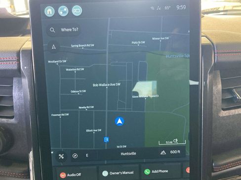 Used 2022 Ford Expedition Limited image 23