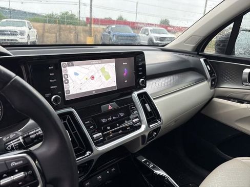 Used 2022 Kia Sorento SX FWD image 12