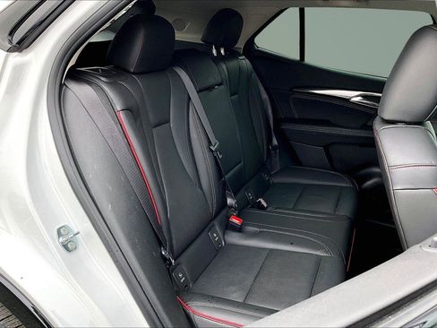 Used 2023 Buick Envision Essence w/ Sport Touring Package image 27