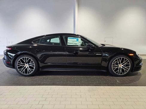 New 2025 Porsche Taycan image 8