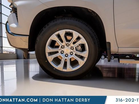 Used 2023 Chevrolet Silverado 1500 LTZ AWD/4WD image 39