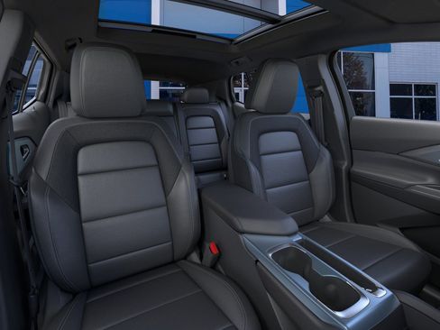 New 2026 Chevrolet Equinox EV LT image 16