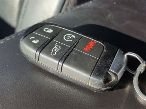 Used 2021 Jeep Grand Cherokee Limited w/ Premium Lighting Group image 35