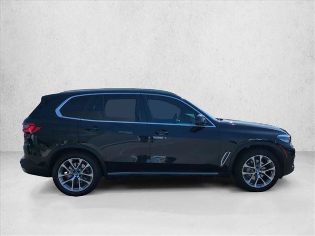 Used 2021 BMW X5 xDrive40i w/ Convenience Package AWD/4WD image 4