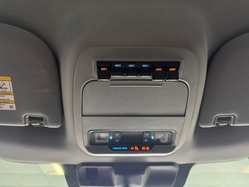 Used 2024 Ford F250 XL w/ STX Appearance Package AWD/4WD image 18