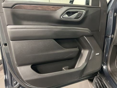 Used 2022 Chevrolet Tahoe LT w/ Luxury Package image 30