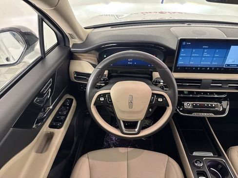 New 2025 Lincoln Corsair Grand Touring w/ Equipment Group 301A image 10