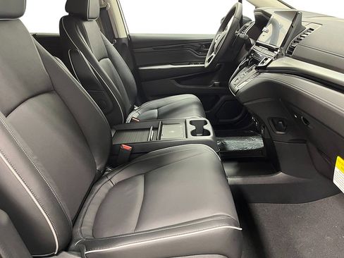 New 2026 Honda Odyssey Touring image 29