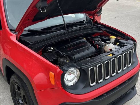 Used 2015 Jeep Renegade Sport w/ Power & Air Group image 36