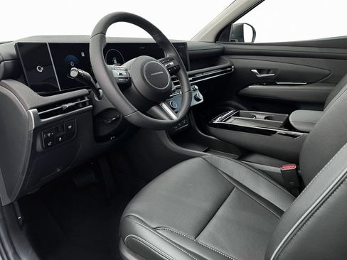 New 2025 Hyundai Tucson Limited image 22