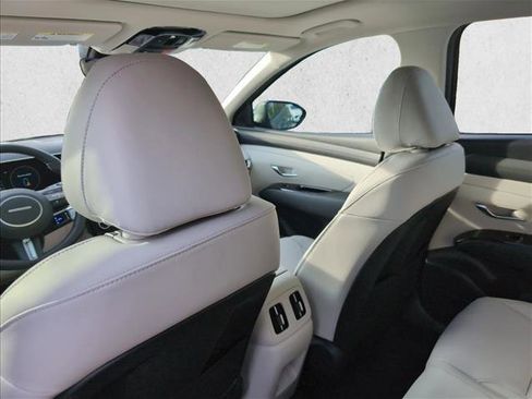 New 2026 Hyundai Tucson Limited image 16