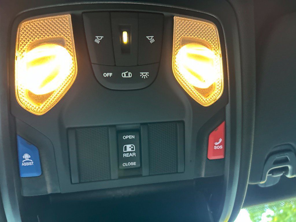 Used 2025 RAM 1500 Big Horn AWD/4WD image 24