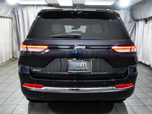 Used 2024 Jeep Grand Cherokee Limited 4xe w/ Luxury Tech Group II AWD/4WD image 5