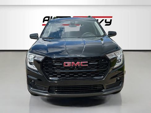 Used 2024 GMC Terrain AT4 w/ Tech Package image 2