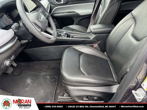 Used 2024 Jeep Compass Latitude AWD/4WD image 16