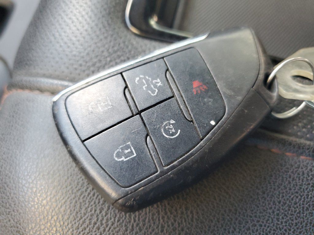 Used 2022 GMC Sierra 1500 AT4 w/ AT4 Premium Package AWD/4WD image 29
