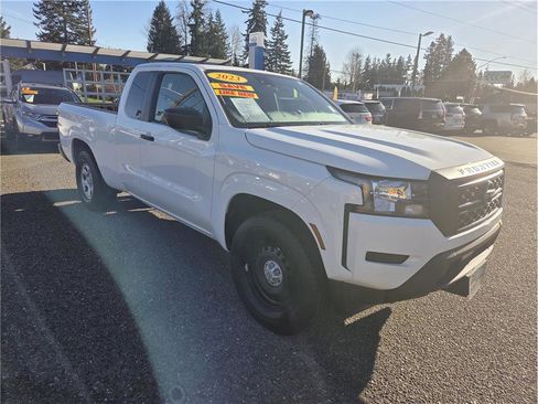 Used 2024 Nissan Frontier S w/ S Utility Package image 7