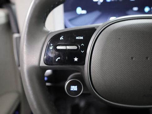 Used 2023 Hyundai Ioniq 5 Limited image 25