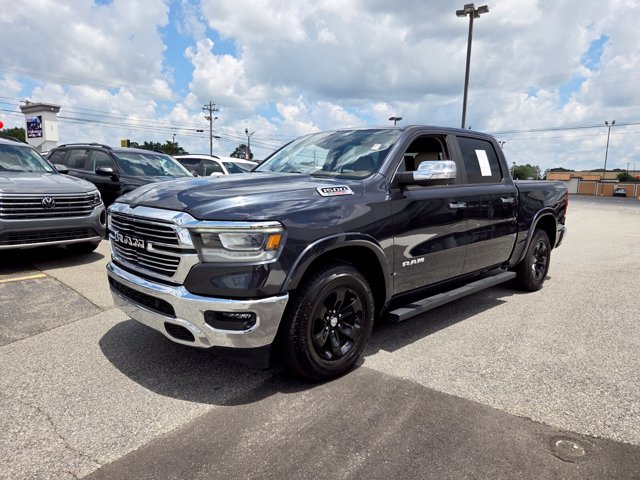 Used 2022 RAM 1500 Laramie AWD/4WD image 3