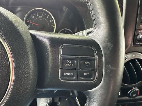 Used 2017 Jeep Wrangler Sport w/ Quick Order Package 24S AWD/4WD image 12