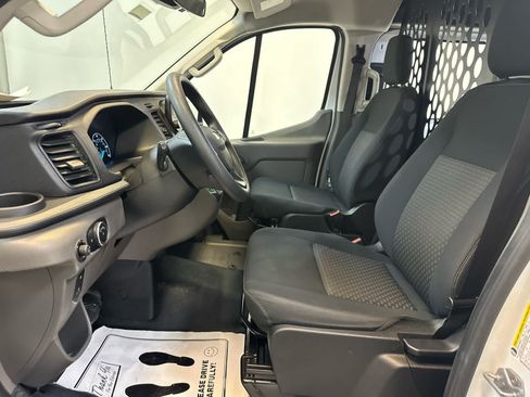 Used 2025 Ford Transit 250 Low Roof w/ Exterior Upgrade Package RWD image 4