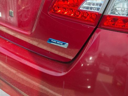Used 2013 Nissan Sentra FWD image 11