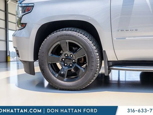 Used 2018 Chevrolet Tahoe Premier AWD/4WD image 42