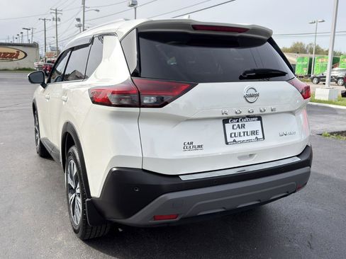 Used 2021 Nissan Rogue SV w/ Premium Package AWD/4WD image 18