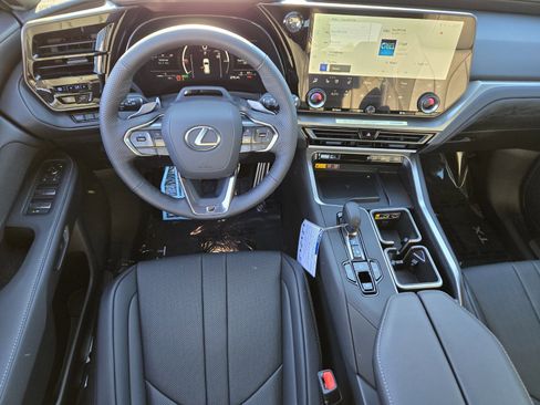 New 2026 Lexus TX 500h AWD image 8