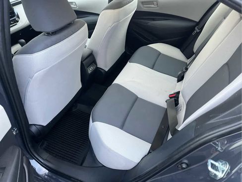 Used 2023 Toyota Corolla LE image 21
