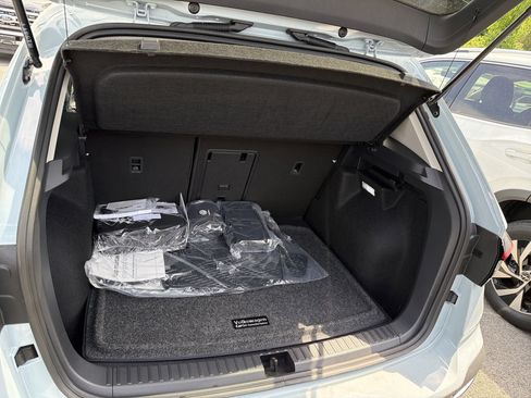 New 2026 Volkswagen Taos SEL AWD/4WD image 26