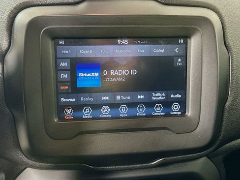 Used 2019 Jeep Renegade Latitude image 14