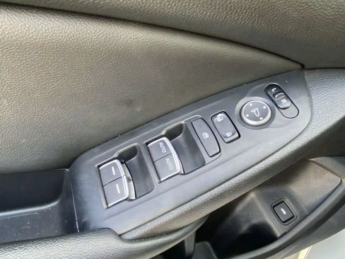 Used 2019 Honda Accord Sport image 19