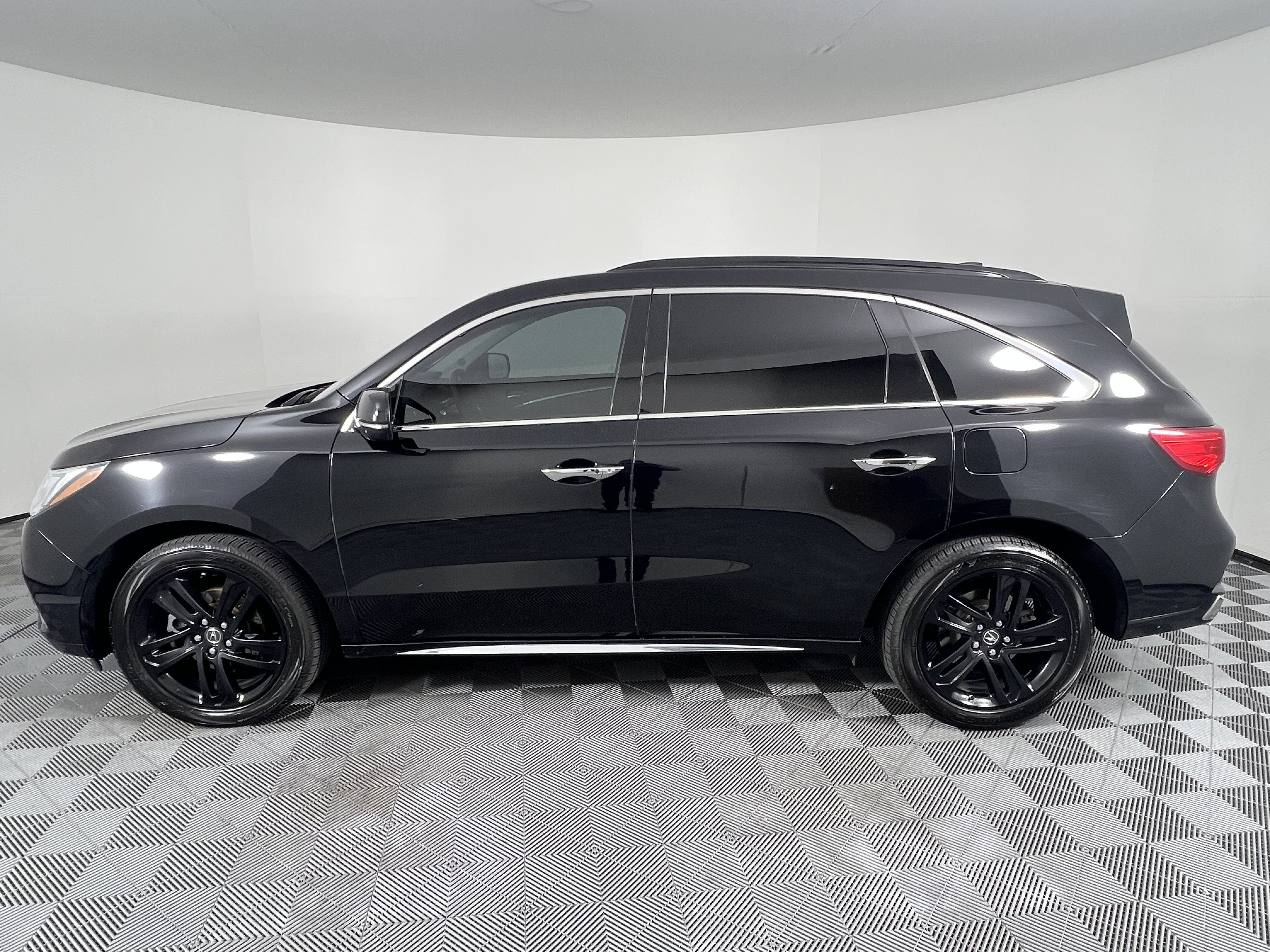 Used 2019 Acura MDX w/ Advance Package AWD/4WD image 9