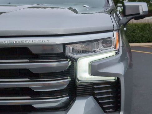Used 2023 Chevrolet Silverado 1500 High Country w/ Technology Package AWD/4WD image 12