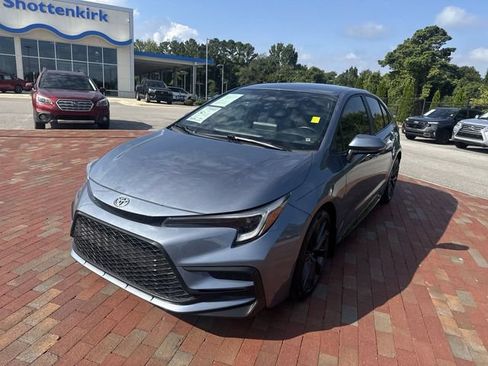 Used 2024 Toyota Corolla SE FWD image 32