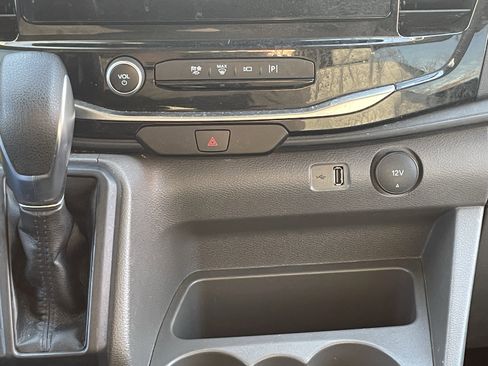 Used 2023 Ford Transit 350 XLT image 25