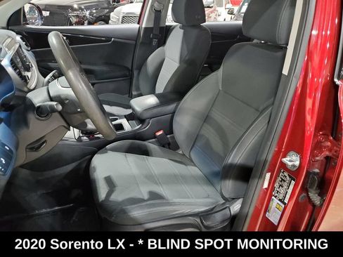 Used 2020 Kia Sorento LX FWD image 6