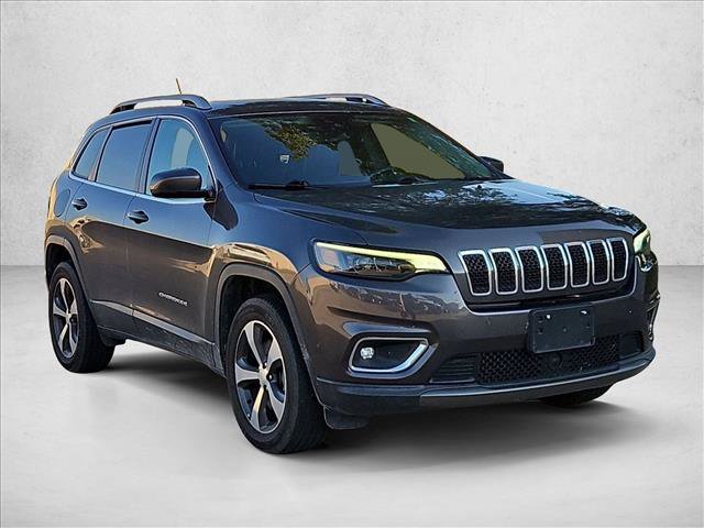 Used 2019 Jeep Cherokee Limited w/ Luxury Group AWD/4WD image 3