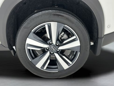Used 2023 Nissan Rogue SL w/ SL Premium Package AWD/4WD image 8